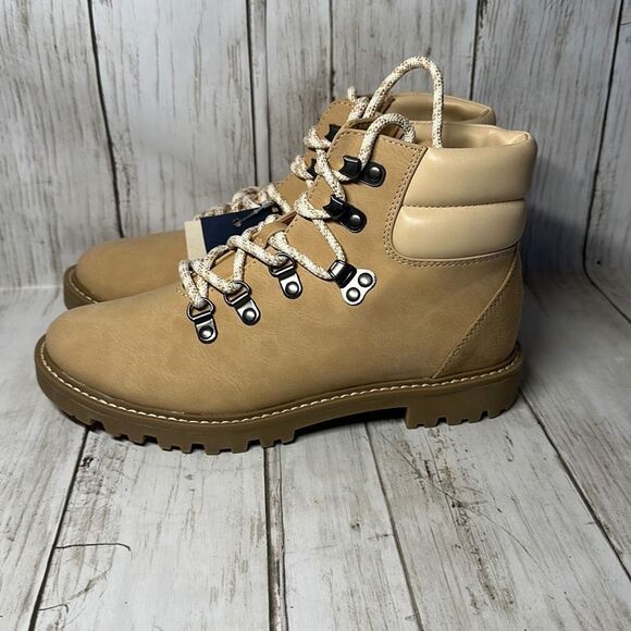 Universal Thread Women’s Beige Tully Ankle Booties size 6 Memory Foam NEW - Picture 4 of 7